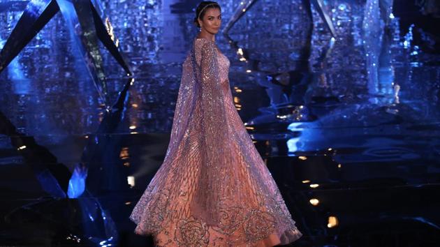 For his couture 2018 collection, titled Naintara, reminiscent of an Indian princess, Varma’s vision involved a mash-up of nostalgia, whimsy and romance, while keeping his brand’s sexy ethos intact. (Amal KS/HT Photo) For his couture 2018 collection, titled Naintara, reminiscent of an Indian princess, Varma’s vision involved a mash-up of nostalgia, whimsy and romance, while keeping his brand’s sexy ethos intact. (Amal KS/HT Photo)