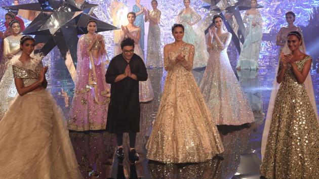 For his couture 2018 collection, titled Naintara, reminiscent of an Indian princess, designer Suneet Varma’s vision involved a mash-up of nostalgia, whimsy and romance, while keeping his brand’s sexy ethos intact. (Amal KS/HT Photo) For his couture 2018 collection, titled Naintara, reminiscent of an Indian princess, designer Suneet Varma’s vision involved a mash-up of nostalgia, whimsy and romance, while keeping his brand’s sexy ethos intact. (Amal KS/HT Photo)