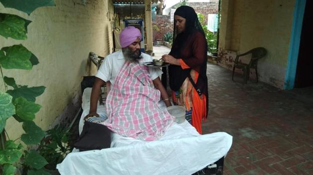 Nirbhay Singh, 45, is paralysed waist down due to a spine injury he suffered in a terrorist attack in Jammu and Kashmir in 2001. (HT Photo) Nirbhay Singh, 45, is paralysed waist down due to a spine injury he suffered in a terrorist attack in Jammu and Kashmir in 2001. (HT Photo)