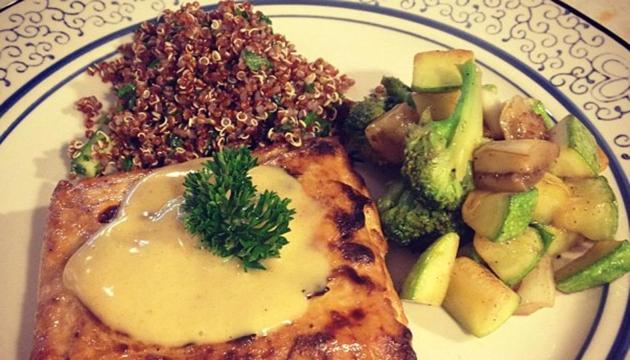 Baked Honey Mustard Tofu with Quinoa Tabbouleh and Sautéed Seasonal Veggies at Grassroots Pantry in Hong Kong. (Facebook) Baked Honey Mustard Tofu with Quinoa Tabbouleh and Sautéed Seasonal Veggies at Grassroots Pantry in Hong Kong. (Facebook)