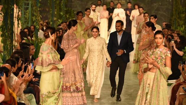 Rahul Mishra during his show on the fourth day of India Couture Week 2018.(Sarang Gupta)