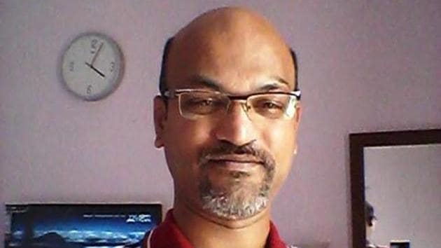 Assistant superintendent Prakash Sawant-Desai was the only survivor among the 34 occupants of the mini-bus which met with a tragic accident . (HT PHOTO) Assistant superintendent Prakash Sawant-Desai was the only survivor among the 34 occupants of the mini-bus which met with a tragic accident . (HT PHOTO)