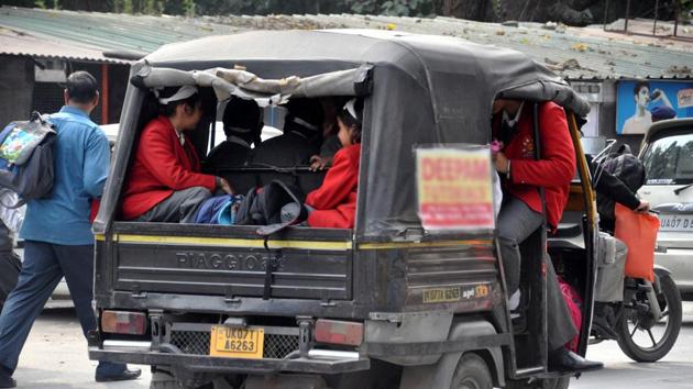 Around 1,500 auto-rickshaws were transporting almost 12,000 children to schools in Dehradun.(HT File Photo) Around 1,500 auto-rickshaws were transporting almost 12,000 children to schools in Dehradun.(HT File Photo)