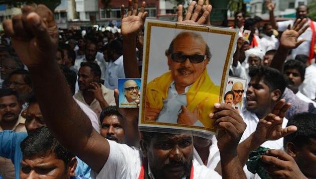 Crowds of supporters thronged the hospital from different parts of the state, hoping and praying for Karunanidhi.(AFP)