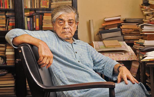 Director Sandip Ray at his Kolkata residence.(Samir Jana/HT PHOTO)