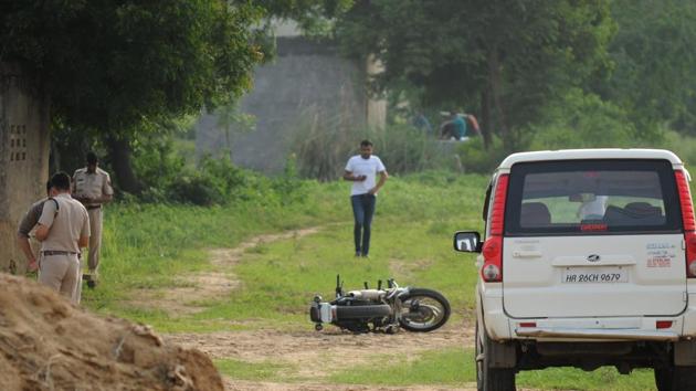 The spot on Dwarka Expressway from where Rajesh was arrested by police on July 29, 2018, while he and his aide Rahul were on their way to Daulatabad on a motorcycle. Rahul was arrested later on Sunday night. (Parveen Kumar/ HT Photo) The spot on Dwarka Expressway from where Rajesh was arrested by police on July 29, 2018, while he and his aide Rahul were on their way to Daulatabad on a motorcycle. Rahul was arrested later on Sunday night. (Parveen Kumar/ HT Photo)