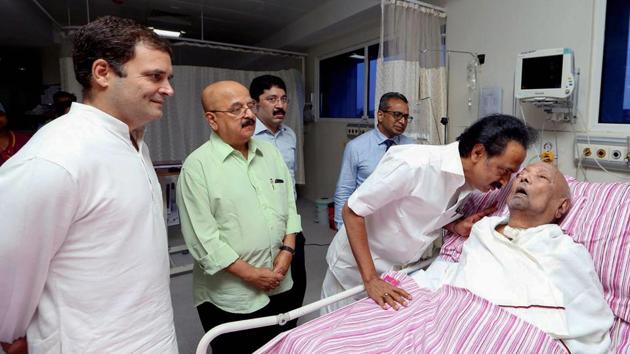 Congress President Rahul Gandhi visits the ailing DMK president M Karunanidhi, who continues to remain in the intensive care for the fourth consecutive day, at the Kauvery Hospital in Chennai on Tuesday, July 31, 2018.(PTI Photo)