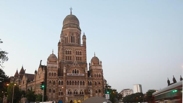 Bombay Municipal Corporation has been blamed for the loss of the Jogeshwari plot (HT Photo) Bombay Municipal Corporation has been blamed for the loss of the Jogeshwari plot (HT Photo)
