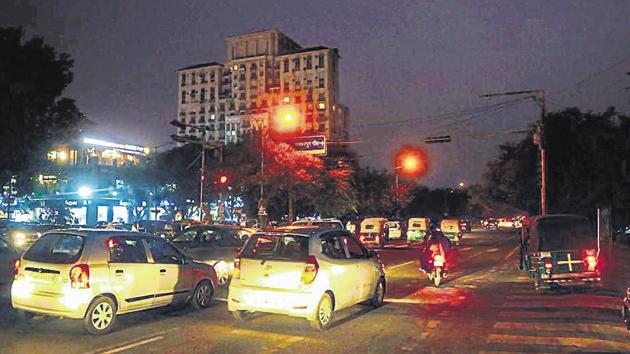 A view of the spot where a Ford Endeavour car hit a motor biker at DLF phase 4 near Galleria market, Gurugram, on Monday morning. (Parveen Kumar / HT Photo) A view of the spot where a Ford Endeavour car hit a motor biker at DLF phase 4 near Galleria market, Gurugram, on Monday morning. (Parveen Kumar / HT Photo)