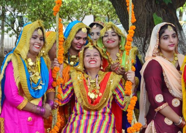 Fasting is central to the festival but women also enjoy swing rides, song and dance. Swings are hung from trees or placed in the courtyard of homes and decked with flowers. (Sameer Sehgal/ht)