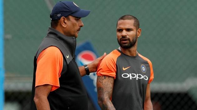 India head coach Ravi Shastri speaks to Shikhar Dhawan during nets.(Action Images via Reuters)