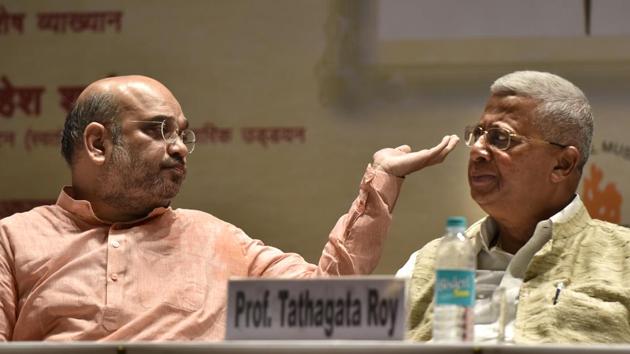 People who flee their countries due to genuine fear of persecution are refugees while those entering another country in search of employment or economic opportunities are infiltrators, the Tripura governor(R), said on Tuesday. Roy also said that those howling about the exclusion of people from the Assam NRC were advised to read the definition of the word ‘refugee’ given by UNHCR. (Virendra Singh Gosain /HT File) People who flee their countries due to genuine fear of persecution are refugees while those entering another country in search of employment or economic opportunities are infiltrators, the Tripura governor(R), said on Tuesday. Roy also said that those howling about the exclusion of people from the Assam NRC were advised to read the definition of the word ‘refugee’ given by UNHCR. (Virendra Singh Gosain /HT File)