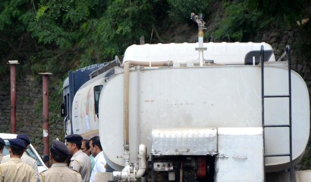 The accident led to a massive traffic jam on the road. The two persons riding on the two-wheeler died due to shock and head and chest injuries. (HT PHOTO FOR REPRESENTATION ONLY) The accident led to a massive traffic jam on the road. The two persons riding on the two-wheeler died due to shock and head and chest injuries. (HT PHOTO FOR REPRESENTATION ONLY)
