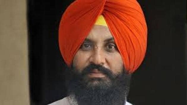 Lok Insaaf Party (LIP) chief Simarjeet Singh Bains. (HT File) Lok Insaaf Party (LIP) chief Simarjeet Singh Bains. (HT File)
