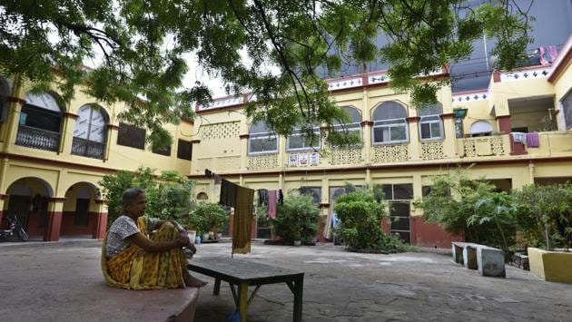 Veteran journalist Amitabh Bhattacharya, remembers neighbourhood families hosting salvation seekers – including beggars and widows – in their last days during earlier times as a common occurrence. “Salvation has become a business now. It suits both the moksharthi (salvation seeker) and the person offering the accommodation. What’s more, the same courtyard can be booked for marriage functions. What can you and I do?” (Sanchit Khanna / HT Photo) Veteran journalist Amitabh Bhattacharya, remembers neighbourhood families hosting salvation seekers – including beggars and widows – in their last days during earlier times as a common occurrence. “Salvation has become a business now. It suits both the moksharthi (salvation seeker) and the person offering the accommodation. What’s more, the same courtyard can be booked for marriage functions. What can you and I do?” (Sanchit Khanna / HT Photo)