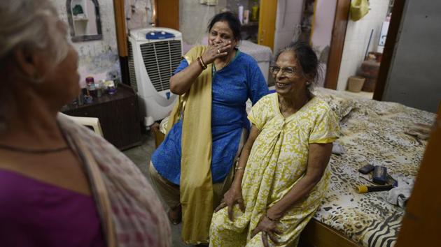 76-year-old Gayatri Devi (C) came from Delhi to live in Mumukshu Bhawan. “I came here expecting that there would be pooja path (prayers) all through the day, and it would be a conducive atmosphere to die in peace. Nothing of that nature happens here. Everybody is busy back biting,” Gayatri Devi complained. (Sanchit Khanna / HT Photo) 76-year-old Gayatri Devi (C) came from Delhi to live in Mumukshu Bhawan. “I came here expecting that there would be pooja path (prayers) all through the day, and it would be a conducive atmosphere to die in peace. Nothing of that nature happens here. Everybody is busy back biting,” Gayatri Devi complained. (Sanchit Khanna / HT Photo)