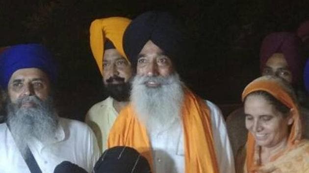 Khalistani militant Narain Singh Chaura (centre)(HT Photo)