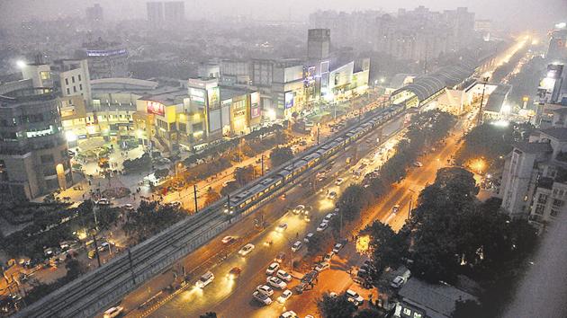 According to heritage conservators and restorers, more than a decade ago, Gurugram’s MG Road stretch was home to 18th century monuments called pyau. The Dhauli Pyau was where the Guru Dronacharya Metro station is located today.(Parveen Kumar/ HT File Photo)