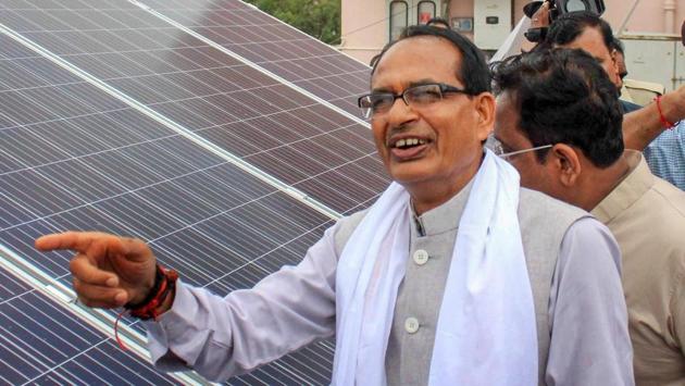 Madhya Pradesh Chief Minister Shivraj Singh Chouhan promised drinking water schemes worth Rs 800 crore and Rs 800 for a quintal of garlic and half that price for onion. (PTI File Photo) Madhya Pradesh Chief Minister Shivraj Singh Chouhan promised drinking water schemes worth Rs 800 crore and Rs 800 for a quintal of garlic and half that price for onion. (PTI File Photo)
