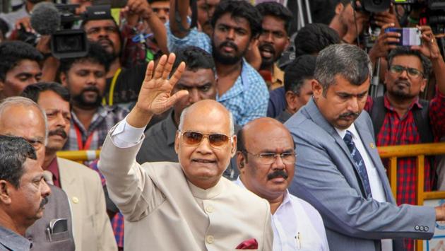 Chennai: President Ram Nath Kovind waves to the crowd as he leaves after meeting DMK leaders MK Stalin and Kanimozhi at Kauvery hospital, where their father and party chief M Karunanidhi is being treated, in Chennai, on August 05, 2018. (PTI) Chennai: President Ram Nath Kovind waves to the crowd as he leaves after meeting DMK leaders MK Stalin and Kanimozhi at Kauvery hospital, where their father and party chief M Karunanidhi is being treated, in Chennai, on August 05, 2018. (PTI)