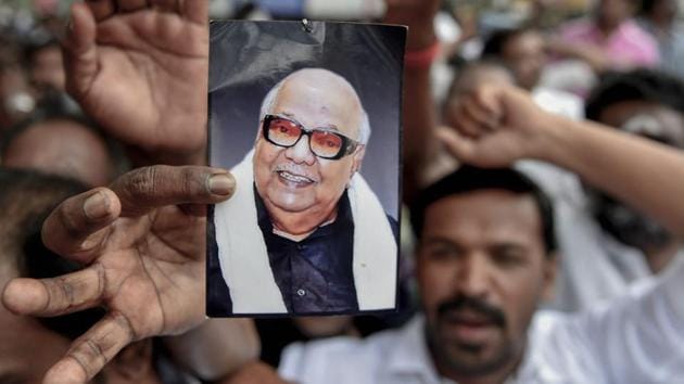 DMK supporters gather outside the hospital where DMK chief M Karunanidhi was being treated, July 30, 2018(PTI) DMK supporters gather outside the hospital where DMK chief M Karunanidhi was being treated, July 30, 2018(PTI)