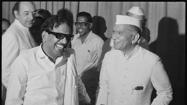 Fakkhruddin Ali Ahmed and M Karunanidhi seen enjoying a light moment during the Chief Ministers’ Conference held in New Delhi on July 23, 1972. Karunanidhi was among the principal political players who ensured Indian democracy took into account the voice of the South. (Rane Prakash / HT Archive) Fakkhruddin Ali Ahmed and M Karunanidhi seen enjoying a light moment during the Chief Ministers’ Conference held in New Delhi on July 23, 1972. Karunanidhi was among the principal political players who ensured Indian democracy took into account the voice of the South. (Rane Prakash / HT Archive)