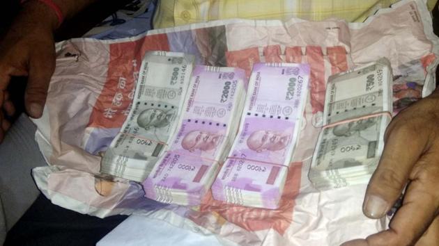 Beawar Municipal Council chairperson Babita Chauhan and her husband Naresh Chauhan were arrested while accepting a bribe of ₹2.25 lakh. (HT File) Beawar Municipal Council chairperson Babita Chauhan and her husband Naresh Chauhan were arrested while accepting a bribe of ₹2.25 lakh. (HT File)