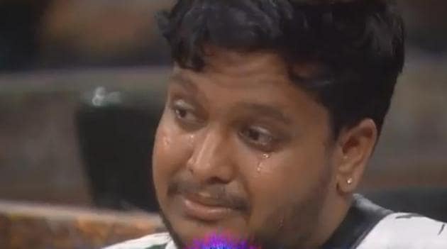 Bigg Boss 2 Telugu, episode 60: Ganesh was one of the contestants who was asked to cry. Bigg Boss 2 Telugu, episode 60: Ganesh was one of the contestants who was asked to cry.