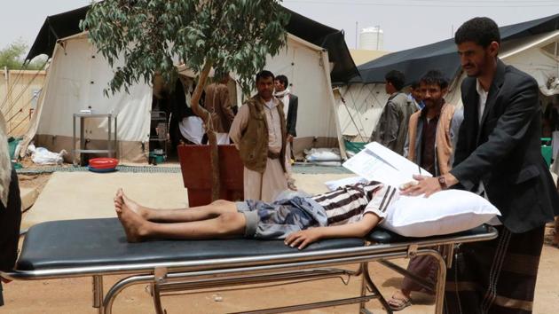 A Yemeni boy lies on at stretcher after being injured by an airstrike in Saada, Yemen. (Reuters Photo) A Yemeni boy lies on at stretcher after being injured by an airstrike in Saada, Yemen. (Reuters Photo)