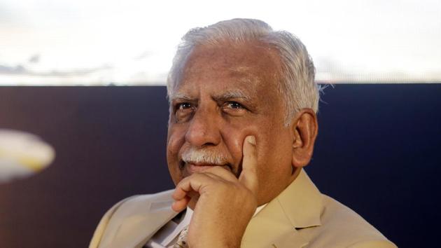 Jet Airways chairman Naresh Goyal during a press conference in November 2017. Jet Airways founder chairman Naresh Goyal on Thursday said he felt “guilty and embarrassed” as a lot of shareholders have lost their money, amid the airline’s shares plummeting on financial woes. (AP Photo) Jet Airways chairman Naresh Goyal during a press conference in November 2017. Jet Airways founder chairman Naresh Goyal on Thursday said he felt “guilty and embarrassed” as a lot of shareholders have lost their money, amid the airline’s shares plummeting on financial woes. (AP Photo)