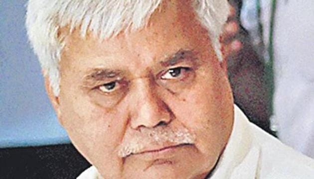 Trai chief RS Sharma had come under severe criticism from Aadhaar and privacy experts for throwing such a challenge, which many people replicated on Twitter. (HT File Photo) Trai chief RS Sharma had come under severe criticism from Aadhaar and privacy experts for throwing such a challenge, which many people replicated on Twitter. (HT File Photo)