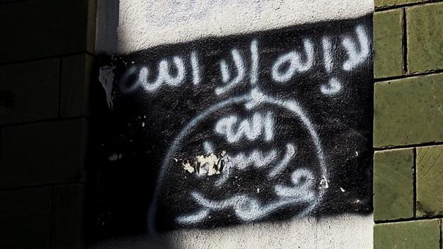 Over the past two years, the military coalition led by Saudi Arabia and backed by the US has claimed repeated victories that drove al-Qaida from strongholds across Yemen. What the victors did not disclose is many of these conquests came without firing a shot. That’s because the coalition cut secret deals with al-Qaida fighters, paying some to leave key cities and towns and letting others retreat. (AP) Over the past two years, the military coalition led by Saudi Arabia and backed by the US has claimed repeated victories that drove al-Qaida from strongholds across Yemen. What the victors did not disclose is many of these conquests came without firing a shot. That’s because the coalition cut secret deals with al-Qaida fighters, paying some to leave key cities and towns and letting others retreat. (AP)