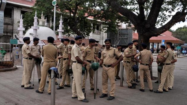 Police was deployed in large numbers at most of the prominent places in the city, including the railway station, to avoid any untoward event. (HT Photo) 