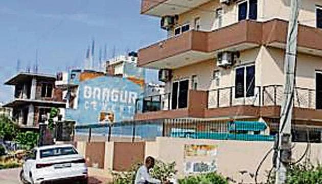 The woman had died mysteriously hours after checking into a guest house in Sector 46 with a male acquaintance on July 23. (Yogendra Kumar/HT Photo) The woman had died mysteriously hours after checking into a guest house in Sector 46 with a male acquaintance on July 23. (Yogendra Kumar/HT Photo)
