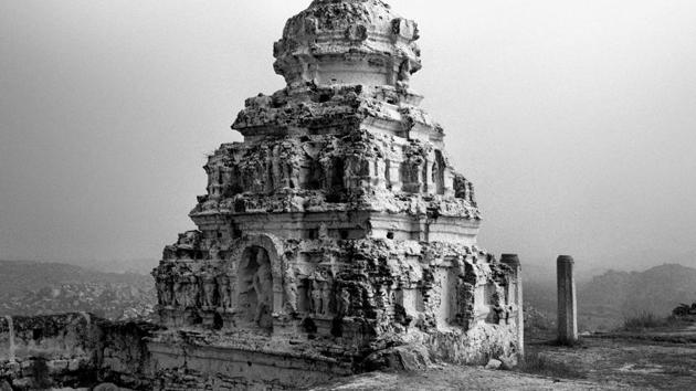 Magnificent ruins are what remain of Hampi’s rise and prominence from the fourteenth to the seventeenth centuries. In its prime, Hampi was three times the size of contemporary Paris, and second only to the imperial city of Beijing during the reign of the Ming dynasty at that time. (Rajib De) Magnificent ruins are what remain of Hampi’s rise and prominence from the fourteenth to the seventeenth centuries. In its prime, Hampi was three times the size of contemporary Paris, and second only to the imperial city of Beijing during the reign of the Ming dynasty at that time. (Rajib De)