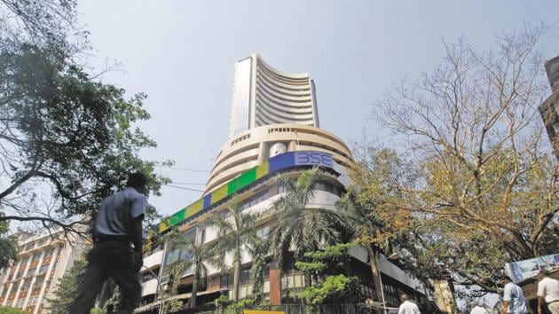 Bombay stock exchange.(Hemant Mishra/Mint) Bombay stock exchange.(Hemant Mishra/Mint)