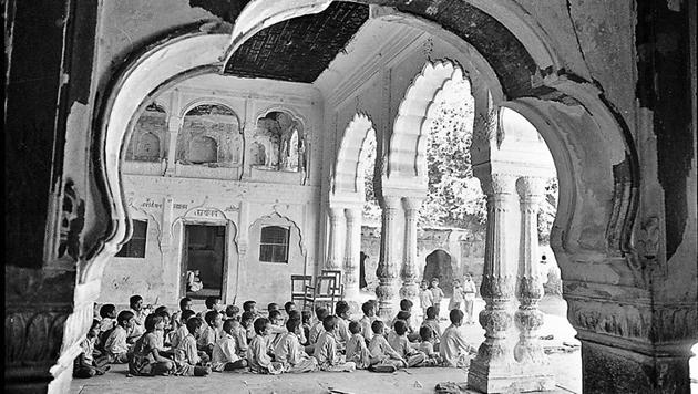 Farrukhnagar Fort, Gurugram, 29 September 1976 .(N Thyagarajan/ HT Archives)