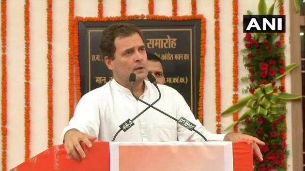 Congress president Rahul Gandhi came out all guns blazing at prime minister Narendra Modi over the Rafale deal, alleging the NDA government paid nearly thrice for the French fighter jet than what the Congress-led United Progressive Alliance (UPA) had agreed. (ANI/Twitter) Congress president Rahul Gandhi came out all guns blazing at prime minister Narendra Modi over the Rafale deal, alleging the NDA government paid nearly thrice for the French fighter jet than what the Congress-led United Progressive Alliance (UPA) had agreed. (ANI/Twitter)