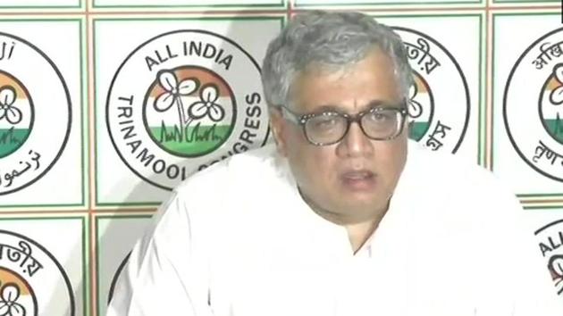 TMC leader Derek O’ Brien reacts to remarks by BJP president Amit Shah in a rally in Kolkata. (ANI Photo) TMC leader Derek O’ Brien reacts to remarks by BJP president Amit Shah in a rally in Kolkata. (ANI Photo)