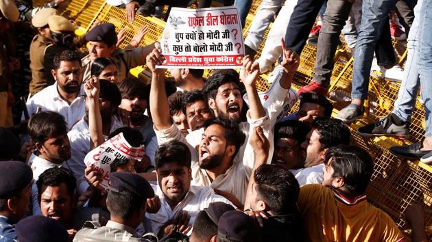 Activists of the youth wing of India's main Opposition Congress party during a scuffle with policemen in March 2018. The youth wings of seven Opposition parties have come together to launch a nationwide agitation against the Narendra Modi government on unemployment, price rise, agrarian crisis and issues related to the young . (Reuters Photo) Activists of the youth wing of India's main Opposition Congress party during a scuffle with policemen in March 2018. The youth wings of seven Opposition parties have come together to launch a nationwide agitation against the Narendra Modi government on unemployment, price rise, agrarian crisis and issues related to the young . (Reuters Photo)