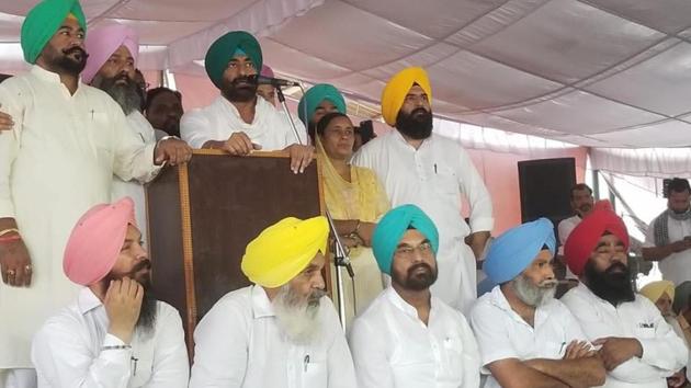 Former leader of opposition Sukhpal Khaira addressing a convention along with other dissident AAP MLAs at Garhshankar in Hoshiarpur on Saturday. (HT Photo) Former leader of opposition Sukhpal Khaira addressing a convention along with other dissident AAP MLAs at Garhshankar in Hoshiarpur on Saturday. (HT Photo)