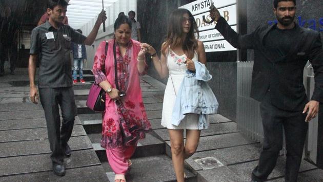Shilpa Shetty has a figure that every Indian woman would want to flaunt.(Viral Bhayani)