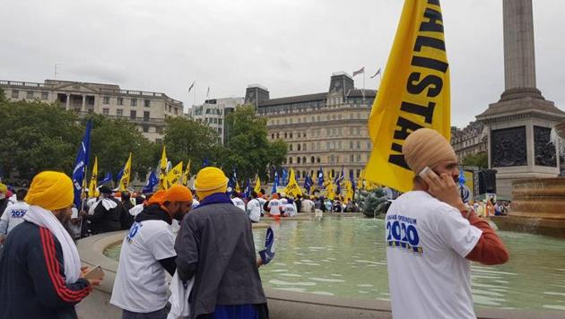 More than 2,500 pro-Khalistan supporters gathered to issue what the organiser, US-based Sikhs for Justice, called a “London declaration” to hold the “Referendum 2020”.(HT Photo)