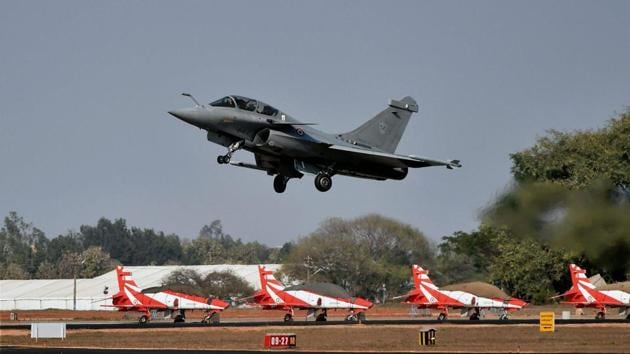 A French fighter aircraft Rafale takes off during the 11th biennial edition of Aero India 2017 at Yelahanka Air base in Bengaluru.(PTI file photo)