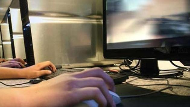 The programme will run five years and during that period, 100 entrepreneurs, 50 from each country, will get the opportunity of entering a new market. The programme will run five years and during that period, 100 entrepreneurs, 50 from each country, will get the opportunity of entering a new market.