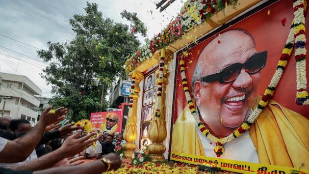 People pay tribute to the late DMK leader M Karunanithi after a silent rally, Coimbatore August 10, (PTI) People pay tribute to the late DMK leader M Karunanithi after a silent rally, Coimbatore August 10, (PTI)
