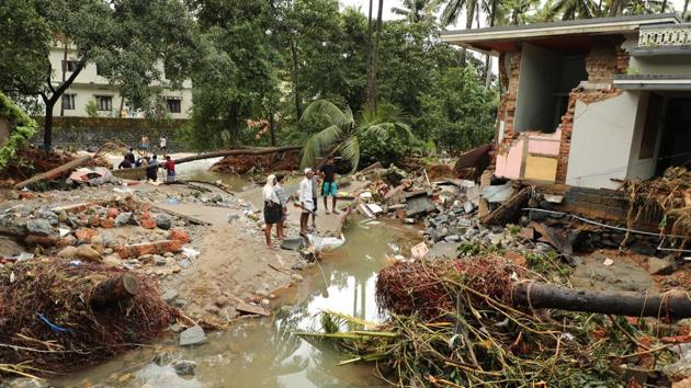 Houses destroyed by flood waters at Kannappankundu in Kozhikode, in Kerala.(AFP file photo)