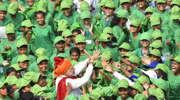Prime Minister Narendra Modi greets children after his speech during the celebration of the Independence Day, at the Red Fort in New Delhi. (Raj K Raj/HT PHOTO)