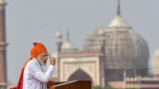 Prime Minister Narendra Modi addresses the nation from the ramparts of the Red Fort on the occasion of 72nd Independence Day, in New Delhi on Wednesday. (PTI photo) Prime Minister Narendra Modi addresses the nation from the ramparts of the Red Fort on the occasion of 72nd Independence Day, in New Delhi on Wednesday. (PTI photo)