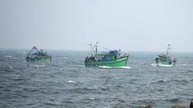 Most of the trawlers have capsized near the Kendo and Jambu islands near the Sundarbans. (HT Photo) Most of the trawlers have capsized near the Kendo and Jambu islands near the Sundarbans. (HT Photo)